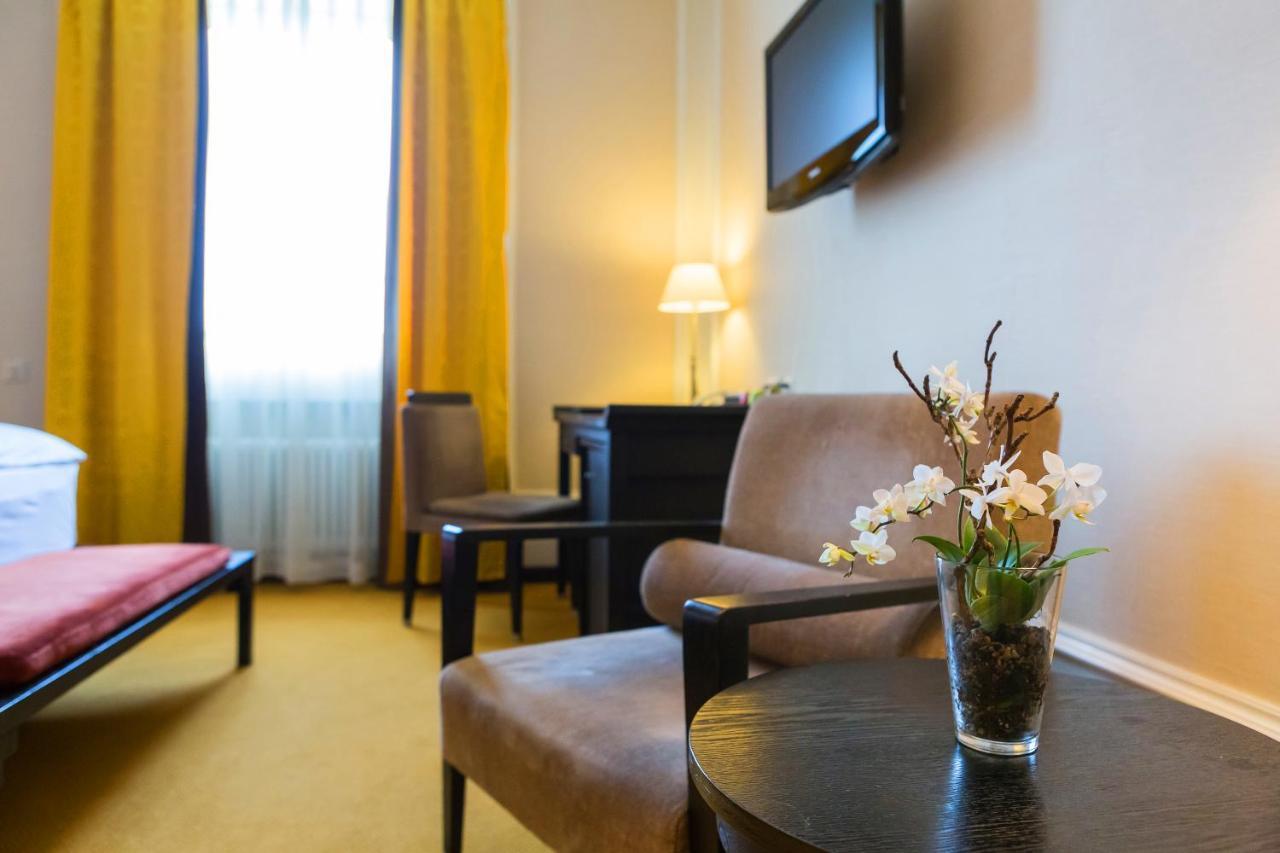 Hotel Euler Базел Екстериор снимка