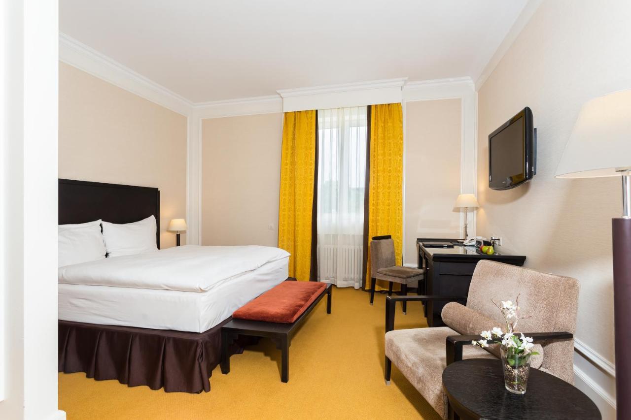 Hotel Euler Базел Екстериор снимка